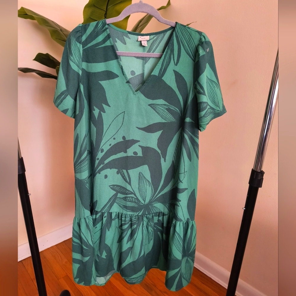 A New Day Green Tropical Casual Dress Medium